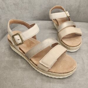 Brioso Sandals 8.5 Tan Gold Cream Leather Fairdene Arch Support Platform New$135